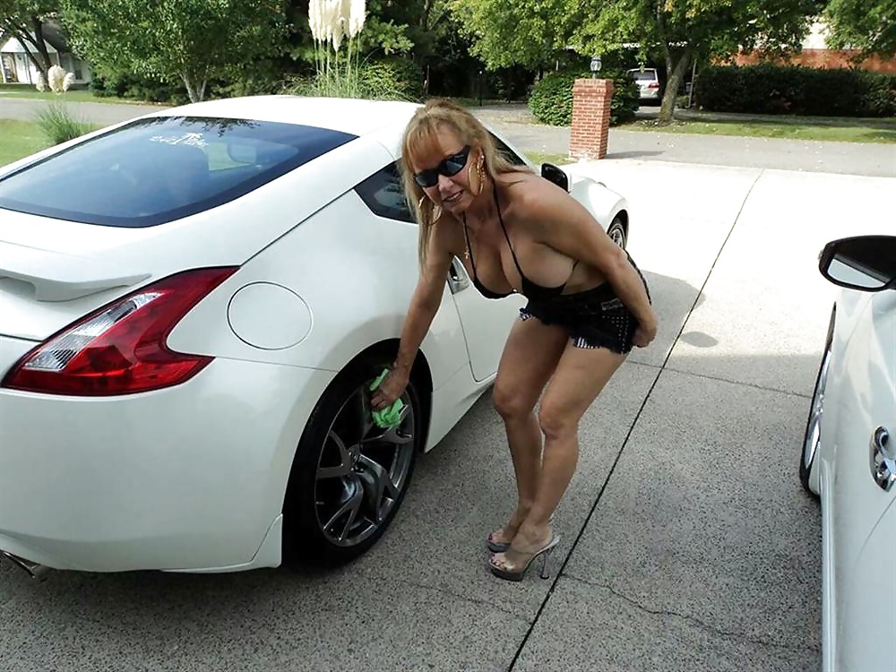 Just catch a horny Granny (76) porn gallery