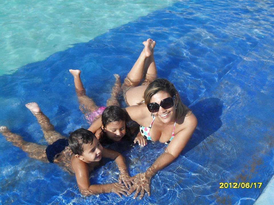 FACEBOOK CLAUDIA MARTINS porn gallery