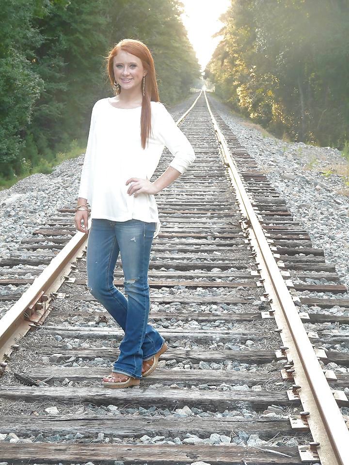 FB Redhead Cumslut (What would you do) porn gallery