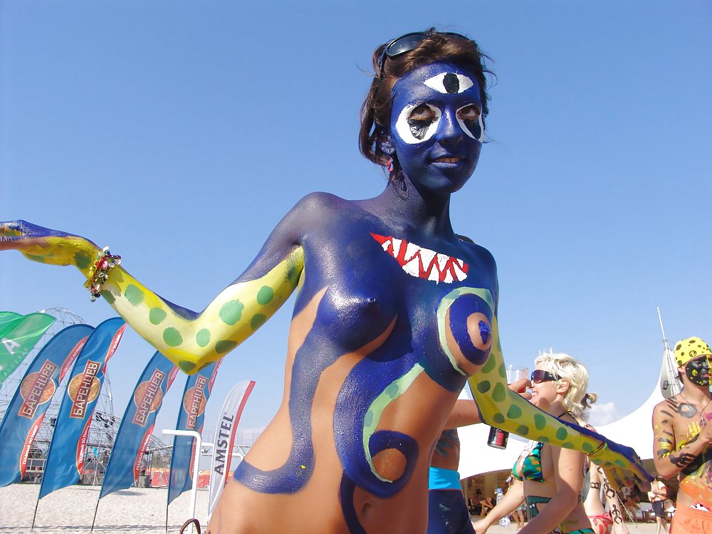 Body Painting porn gallery