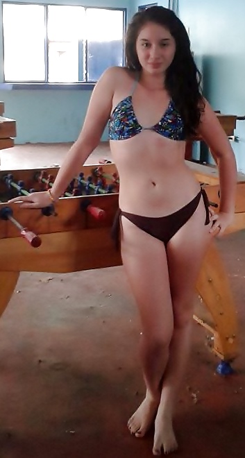 Young amateur latina whore in bikini (non nude) porn gallery