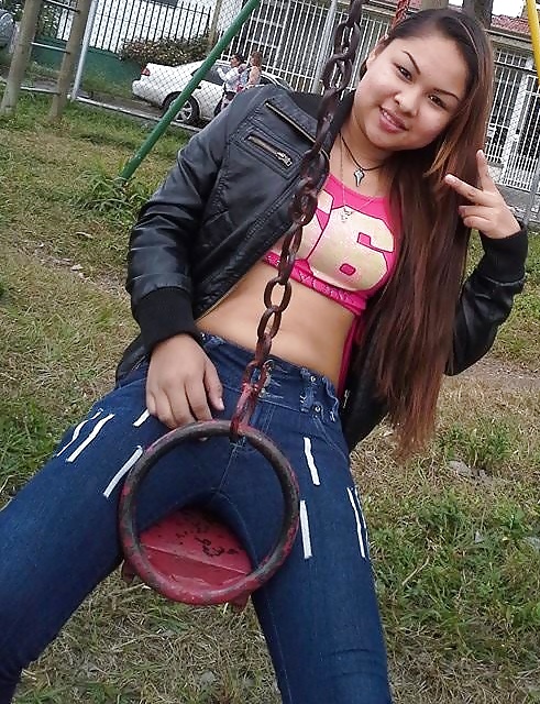 Nicaraguan teen 18yo Claudia Carrillo Mora (facebook) porn gallery