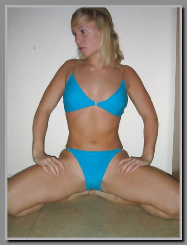Amateur Blonde porn gallery