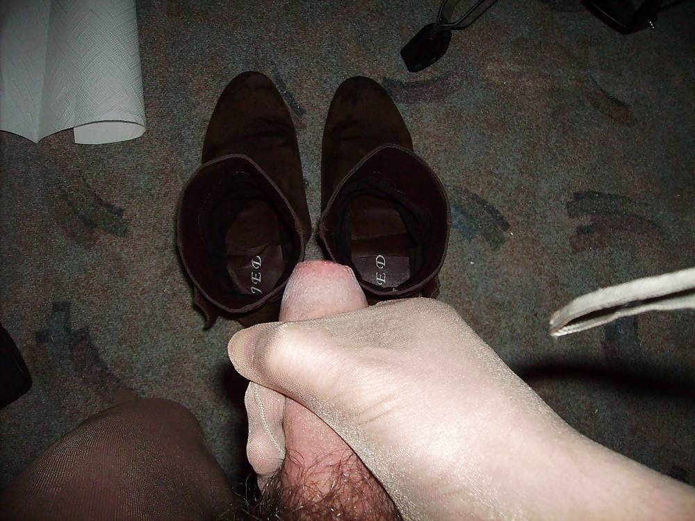 Privat Nylon and Shoes 5 porn gallery