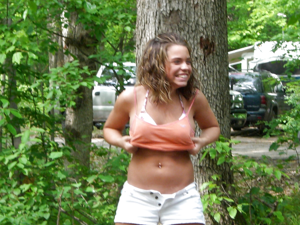 Teens camping (Camaster) porn gallery