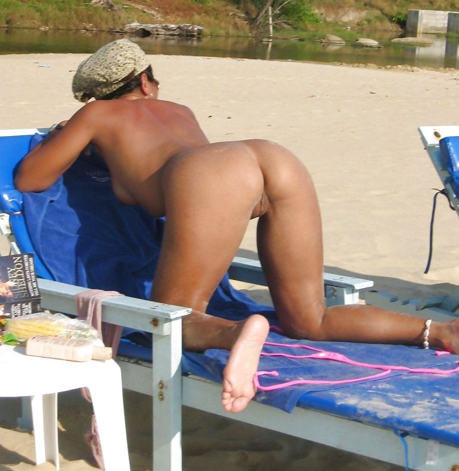 A friend of my wife on the beach (Greece 2002) porn gallery