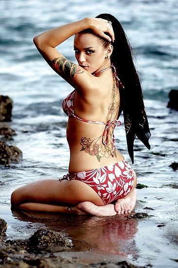 tattooed hotties porn gallery