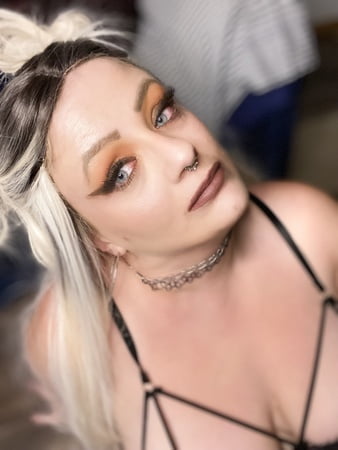 photo shoot w blondee         