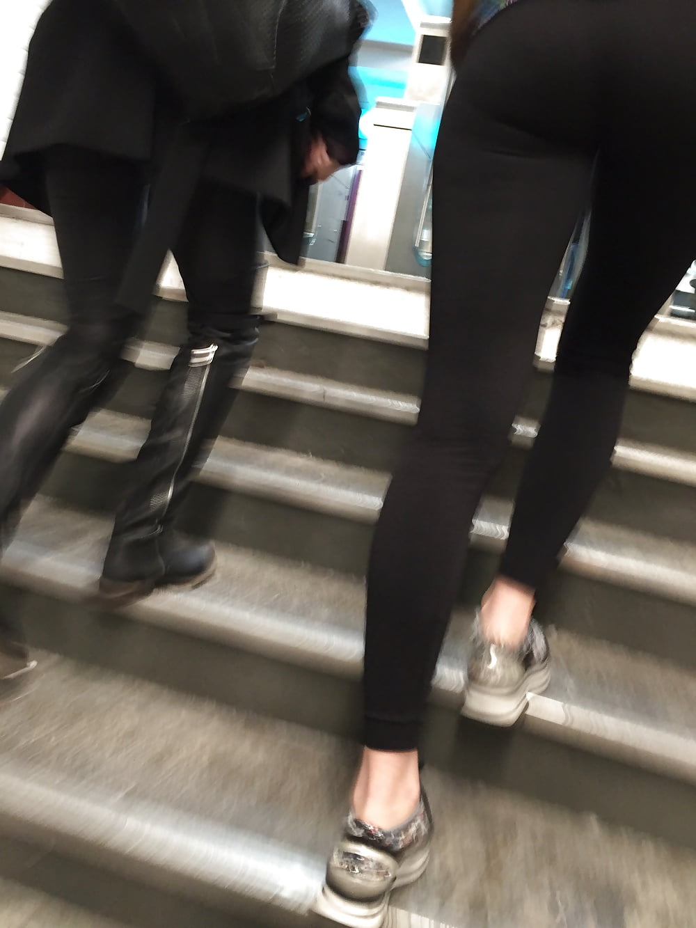 Sexy Working girl porn gallery