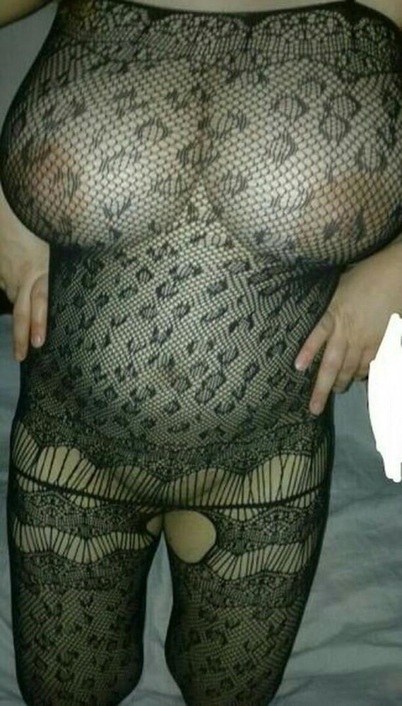 Iranian Fat Ass Wife porn gallery