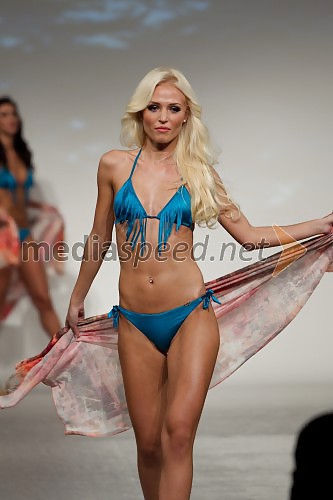 VECINAS ZORRAS II porn gallery