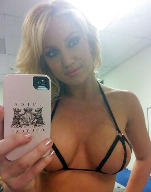 selfie -bymn porn gallery