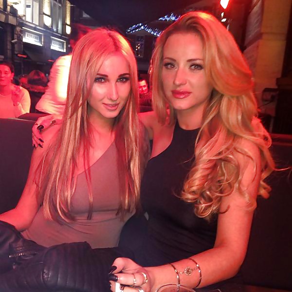 Tight dresses & skirts 5 porn gallery