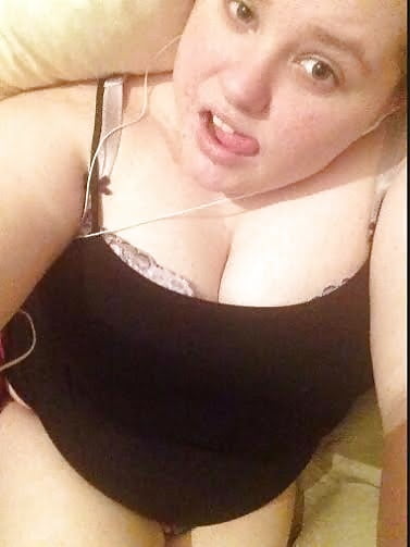 BBC CockSlut Rae porn gallery