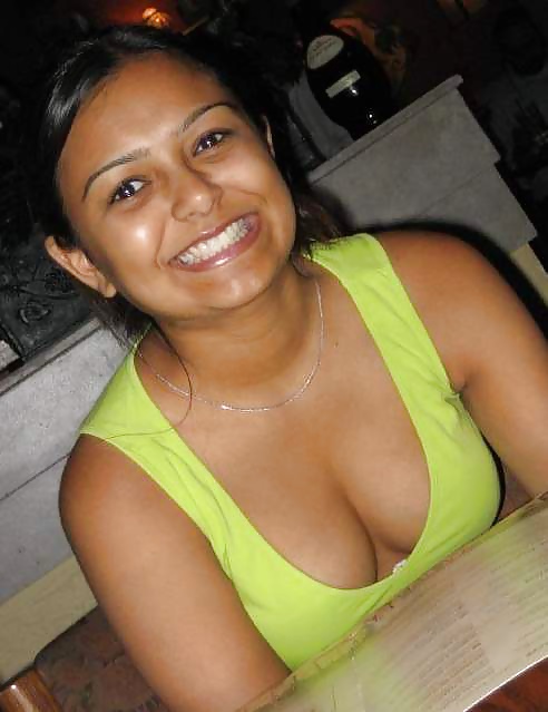 Sexy Indian Girls non nude porn gallery
