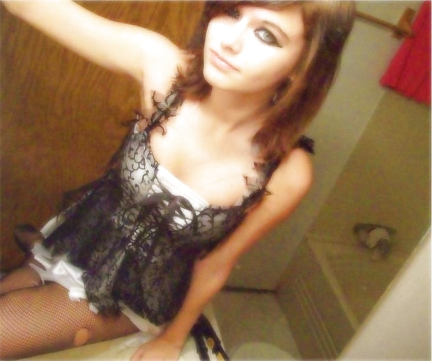 caroline mosley 1 porn gallery