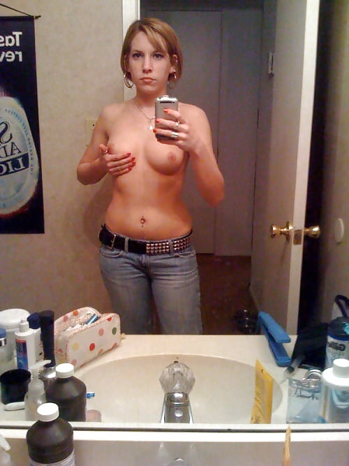 AMATEUR TEEN SELFIES 6.0 porn gallery