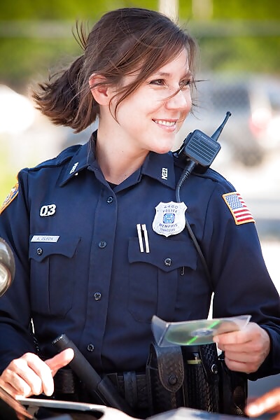 Female cops1 porn gallery