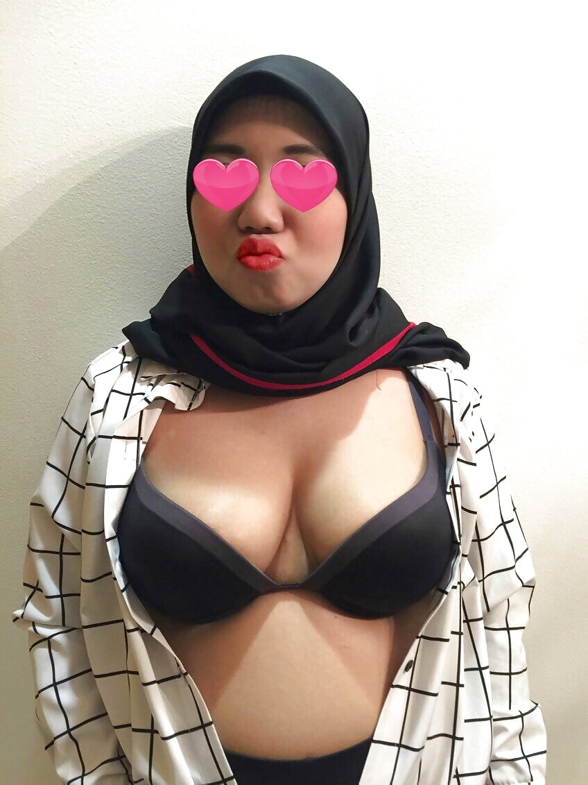 See And Save As Awek Tudung Melayu Porn Pict Xhams Gesek