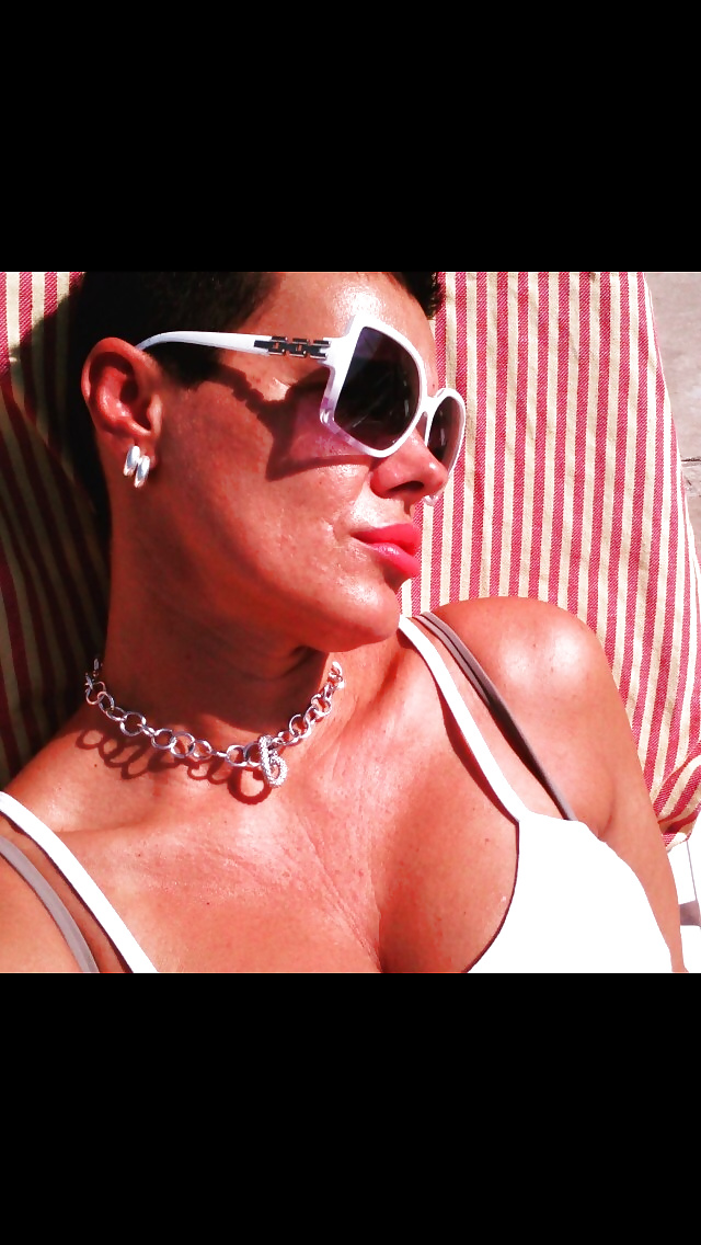 Vera Obrenovac MILF porn gallery