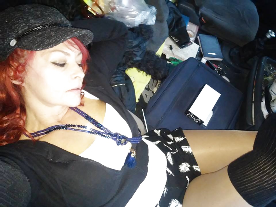 Greek FB slut Mairi Got porn gallery