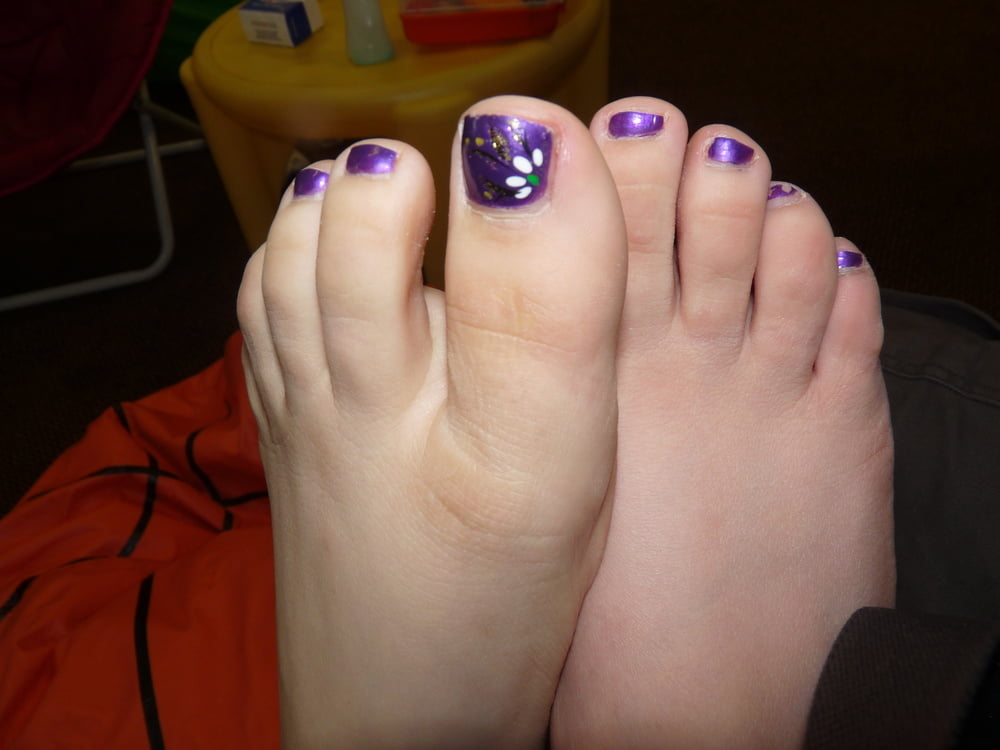 Pretty purple toe nail polish - 3 Photos 