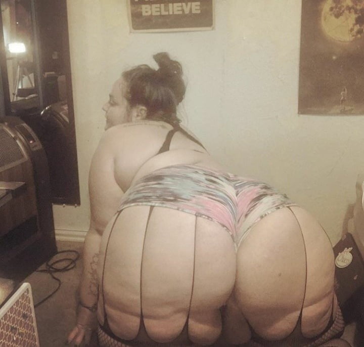 Huge BBW Asses 11.2 - 60 Photos 