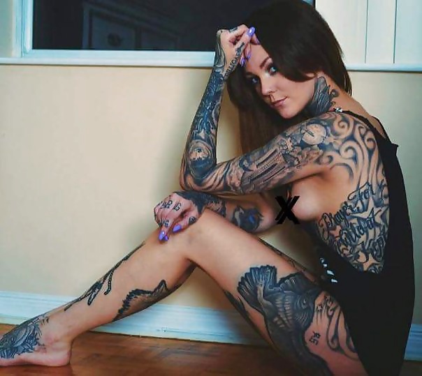 Beautiful Girls with tattoos porn gallery