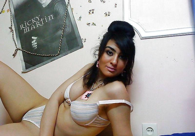 ISRAELI JEWISH SLUT porn gallery