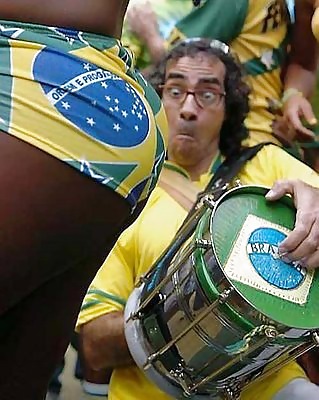 butts and tits. shanty town, Brazil. porn gallery