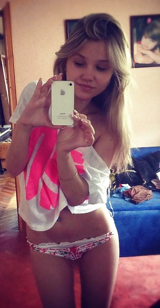 Sweet Russian Babe porn gallery