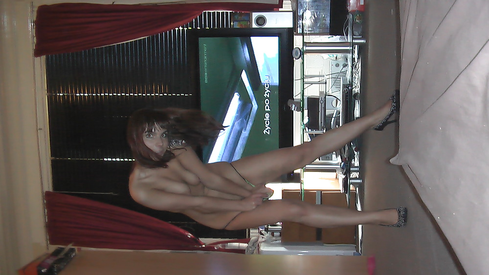 me naked porn gallery