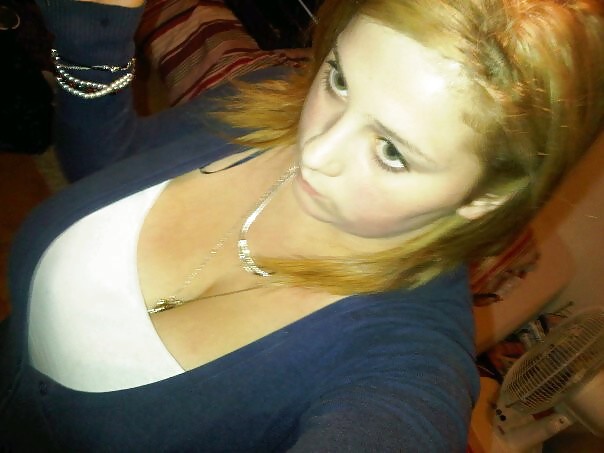 SmutDates Username 'AliciaSingle18' porn gallery