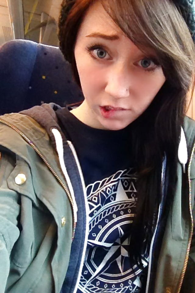 Photoboob Emo Snapchat Slut porn gallery