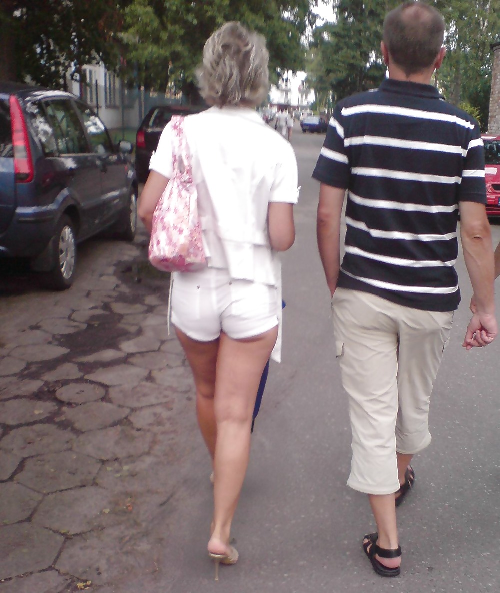 STREET CANDIDS porn gallery