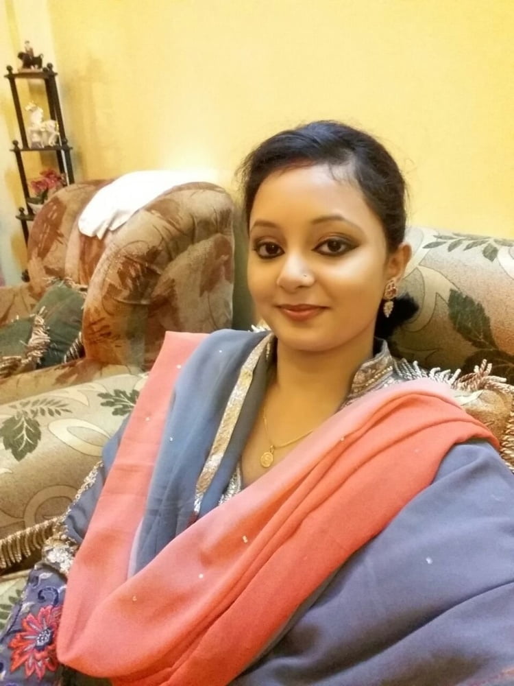 Bangladeshi Wife Nusrat Jahan Shiuli Selfey For Mintu Vai 176 Pics