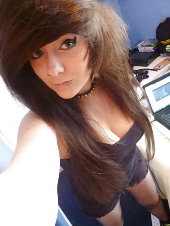 Tumblr naked selfie chick