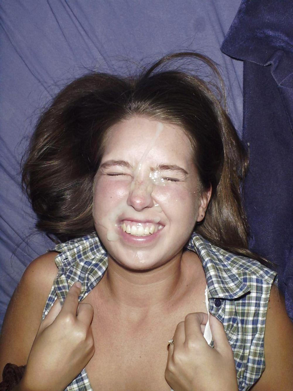 SUCKING GIRLS 48 porn gallery