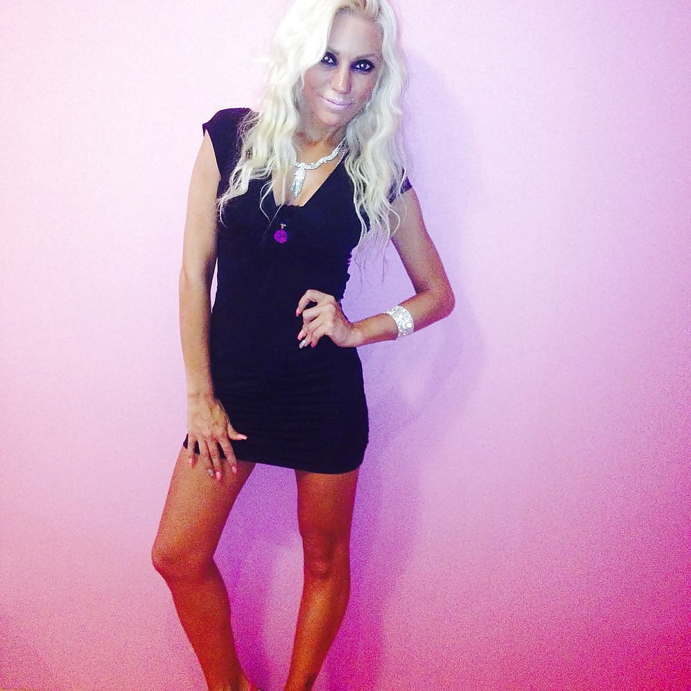 Blonde #1 porn gallery