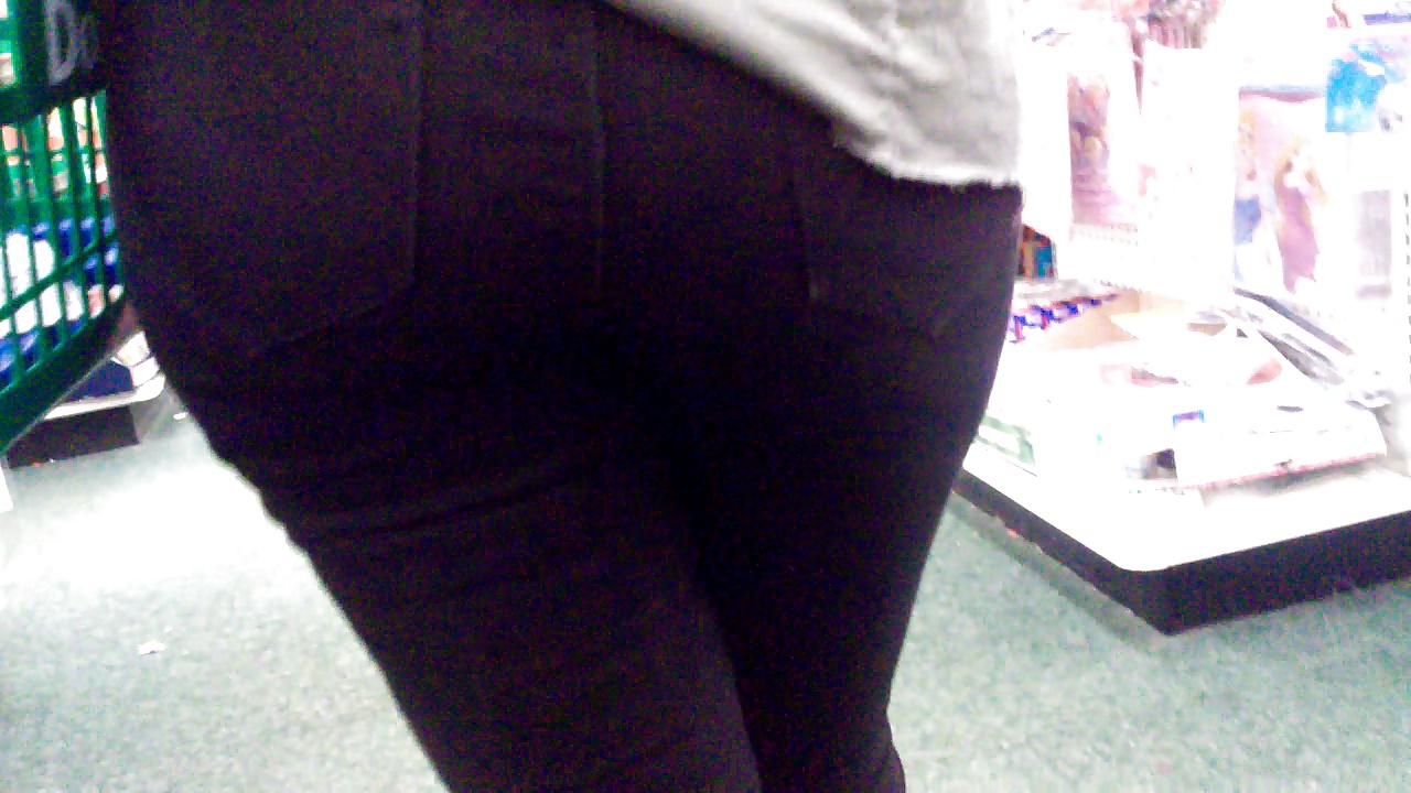 nice ass at dollar tree porn gallery