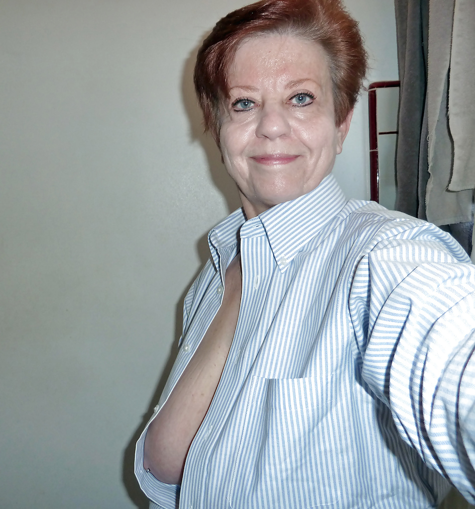 Awesome exhibitionist granny (1) porn gallery