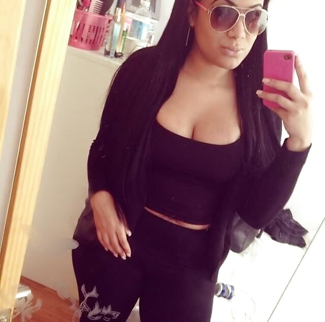 Thick Latinas porn gallery