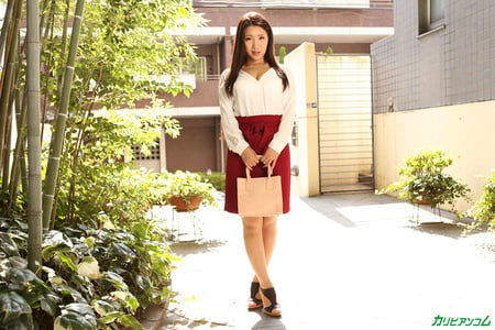 hiromi okura the erogenous zones all over her body cari         