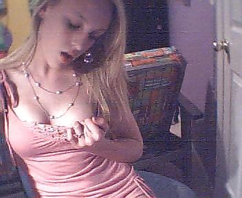 Amateur teens self pics! porn gallery