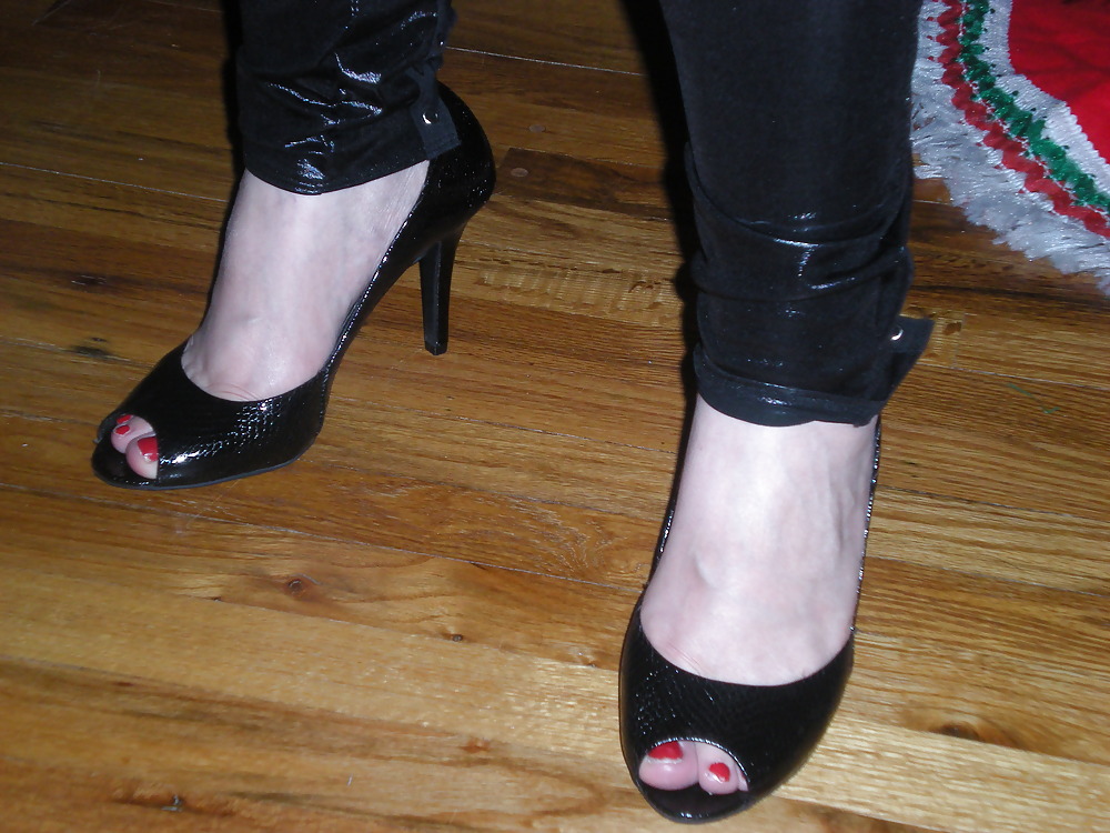 request for footjob546 porn gallery