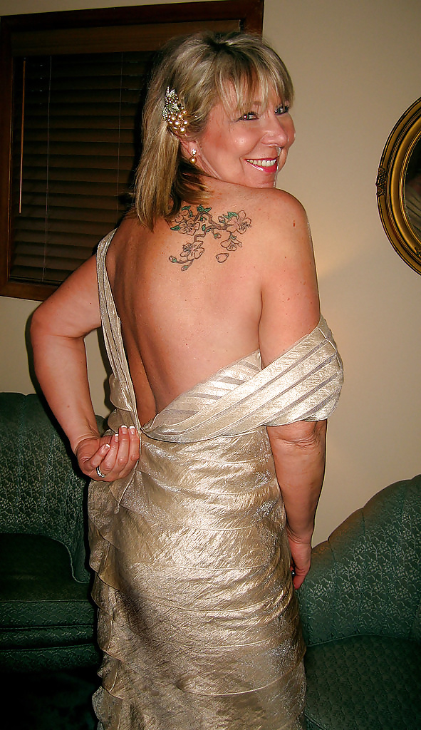 Sexy Mature Milf Diane 3 porn gallery