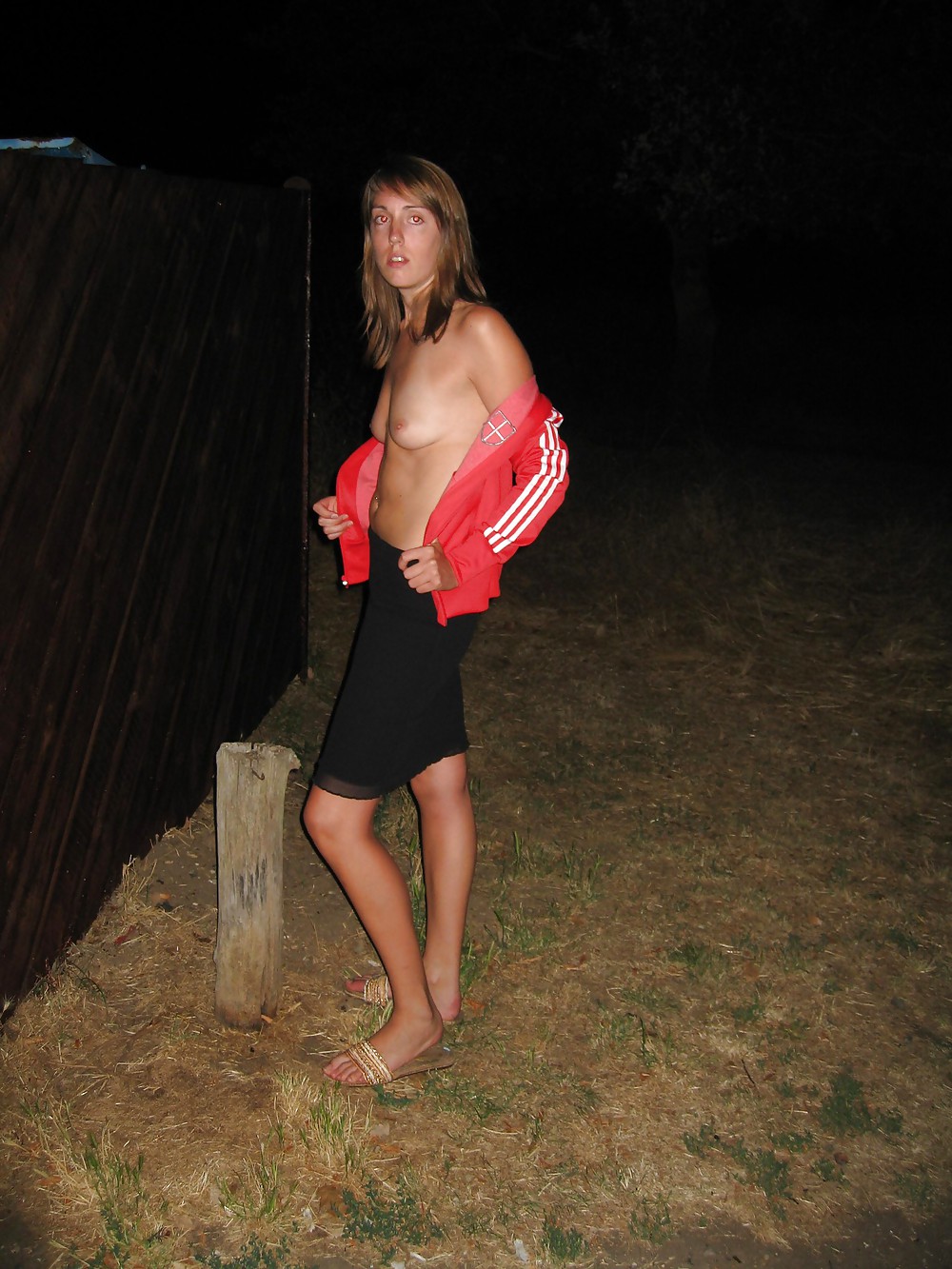 Phoebe flashes in Fratton porn gallery