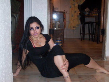 rita alchi the queen         