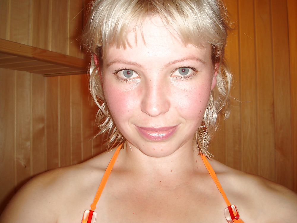 girls come off in the sauna porn gallery