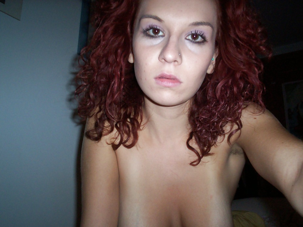 Sexy Curly Hair Babe 29 Pics Xhamster